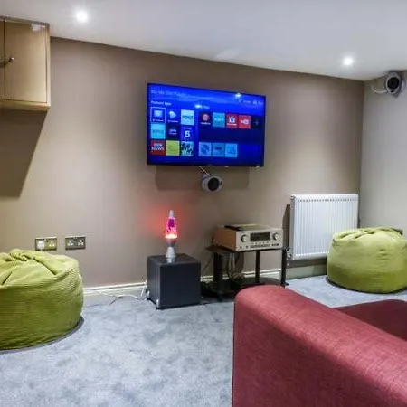 Parkgate Holiday home *